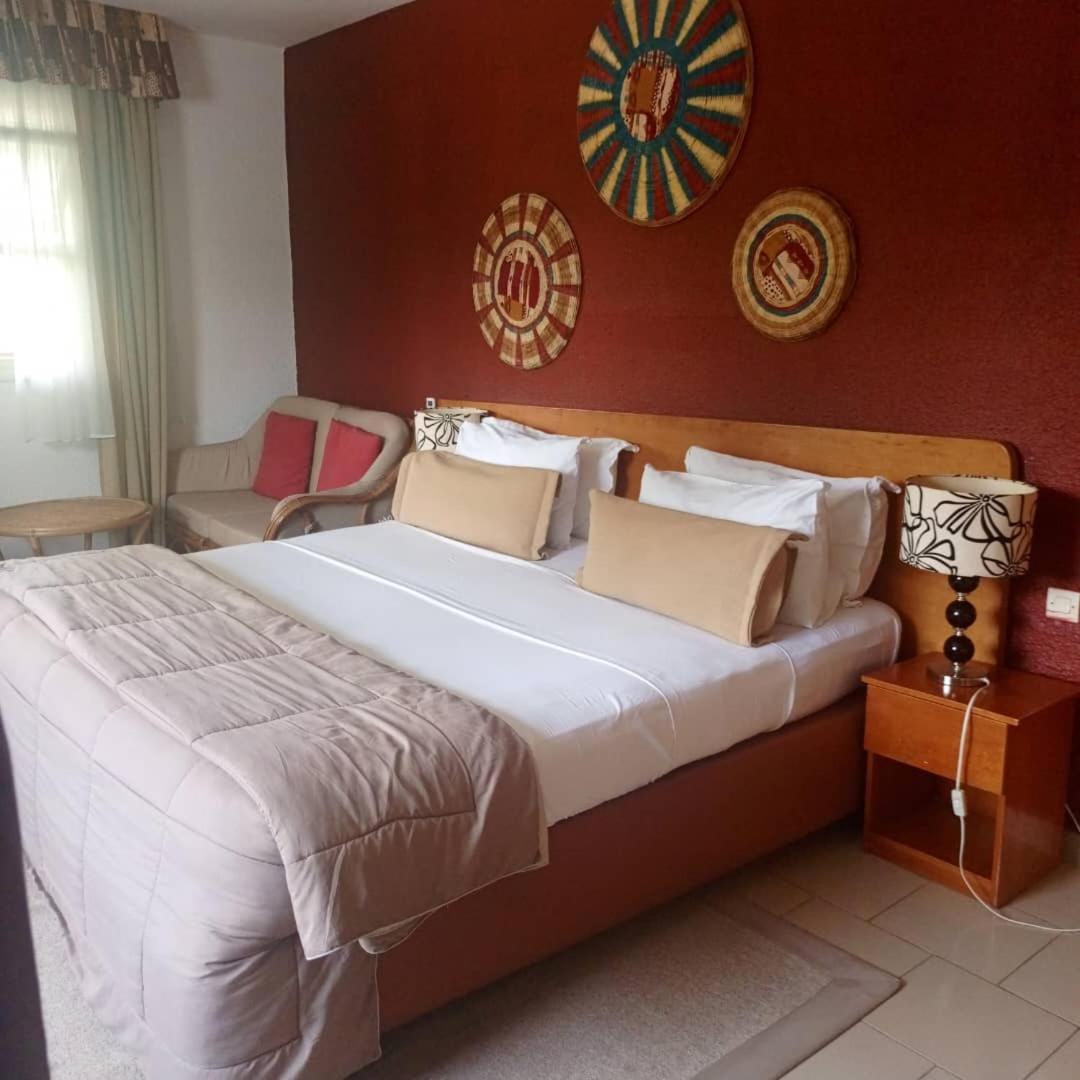 Hotel Le Marly Abidjan Exterior photo