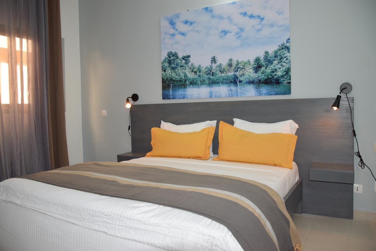Hotel Le Marly Abidjan Exterior photo